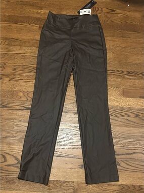 Women's Straight-Leg faux leather Pants in Dark Brown